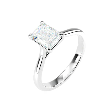 18kt White Gold Solitaire Emerald Cut